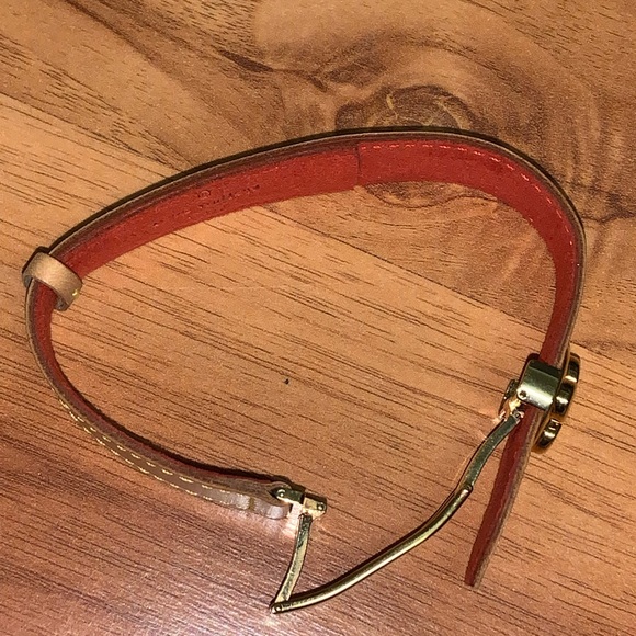 Authentic Louis Vuitton Leather Wish Bracelet Cuff - Picture 4 of 14